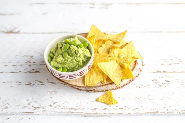 Edamame and wasabi humus  (1)