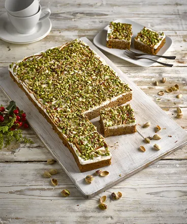 Gulrótarkaka Vegan 18 sneiðar mynd 1